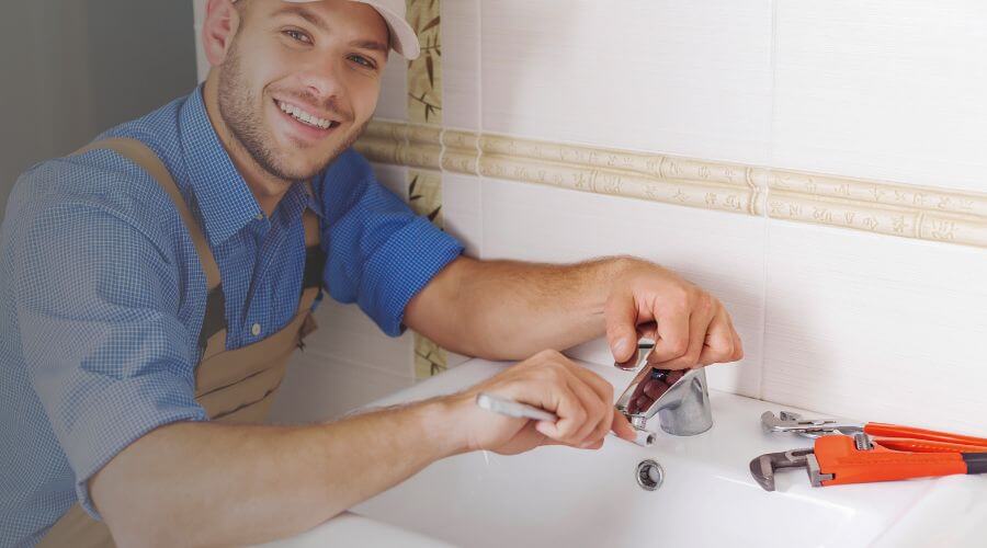 Expert burst pipe repair services in Ringgold, LA